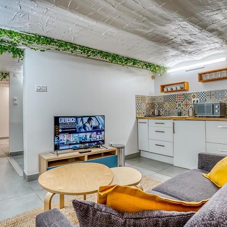 Sous-Sol Amenage 32M2 - Proche Paris Appartement Aubervilliers Buitenkant foto